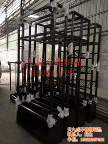 不銹鋼展示架全方位解析 銷售特色、交貨期優(yōu)化與多圖軟件創(chuàng)新